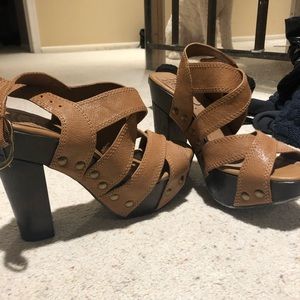Lucky brand heels 8.5